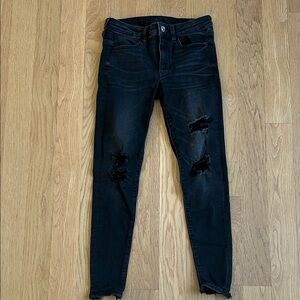 American Eagle - Black Ripped Jeans